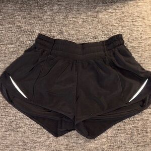 Hotty Hot Low-Rise Lined Short 2.5”